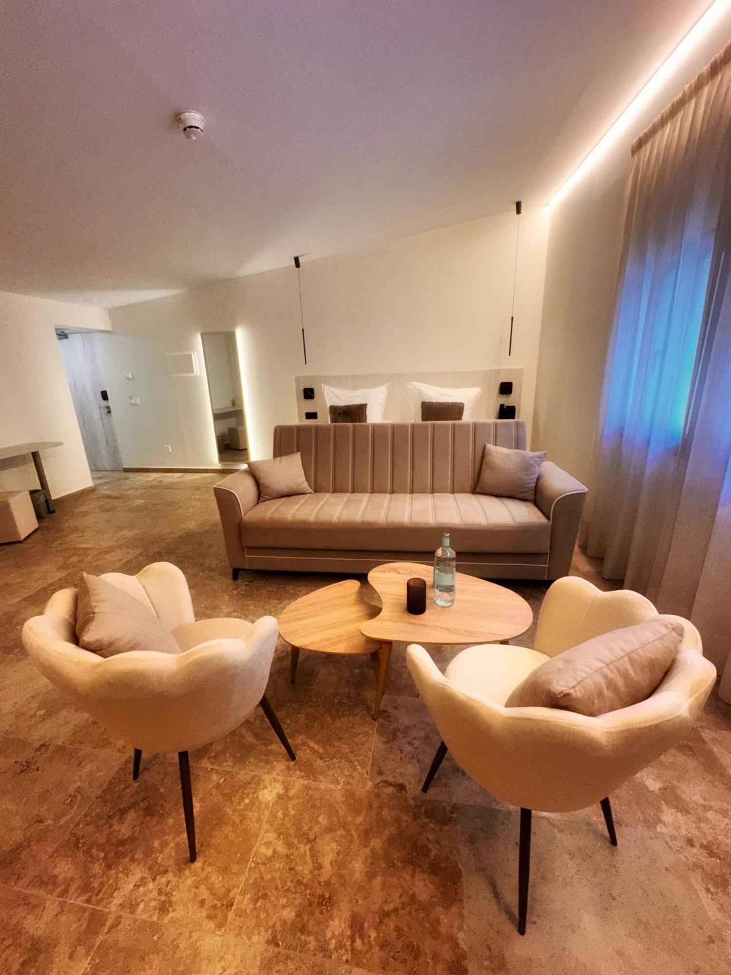 Boutique Hotel Comtal Empuries Roses Eksteriør billede
